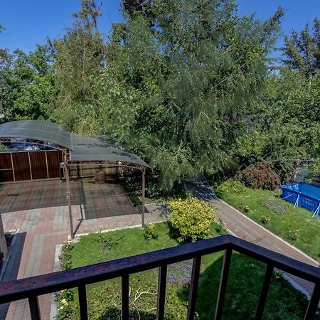 Opera Bed&Breakfast Bishkek Luaran gambar